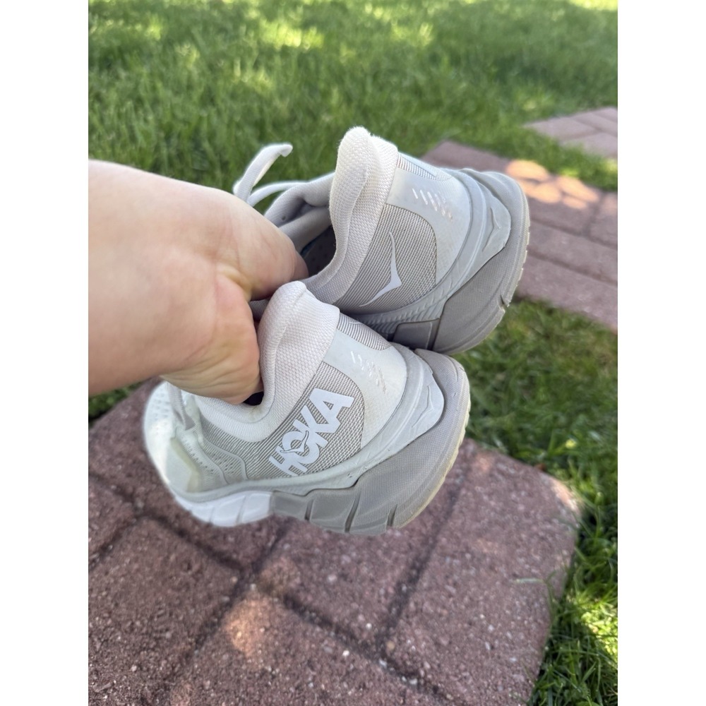 Hoka One One Arahi 5 Running Shoes Sneakers Women's Size 8 White Gray Athletic - Picture 12 of 16